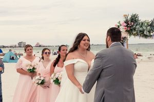 destination wedding photography in St Pete Beach, Clearwater, Tampa, Bradenton, Sarasota, Venice, FL. Destination wedding in Florida