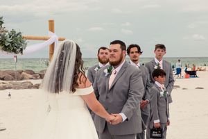 wedding photography in St Pete Beach, Clearwater, Tampa, Bradenton, Sarasota, Venice, FL. Destination wedding in Florida