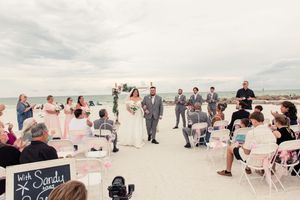 destination wedding photography in St Pete Beach, Clearwater, Tampa, Bradenton, Sarasota, Venice, FL. Destination wedding in Florida