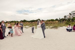 destination wedding photography in St Pete Beach, Clearwater, Tampa, Bradenton, Sarasota, Venice, FL. Destination wedding in Florida