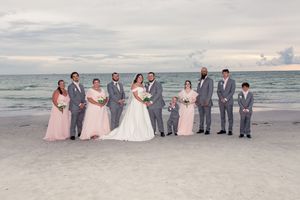 wedding photographer in Tampa, Clearwater. Naples, St Petersburg, FL