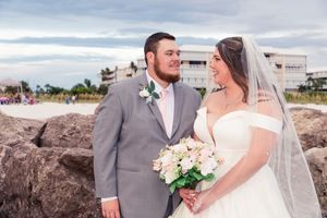 destination wedding photography in St Pete Beach, Clearwater, Tampa, Bradenton, Sarasota, Venice, FL. Destination wedding in Florida