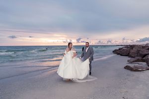 destination wedding photography in St Pete Beach, Clearwater, Tampa, Bradenton, Sarasota, Venice, FL. Destination wedding in Florida