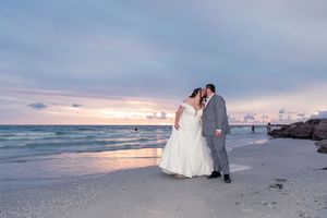 destination wedding photography in St Pete Beach, Clearwater, Tampa, Bradenton, Sarasota, Venice, FL. Destination wedding in Florida