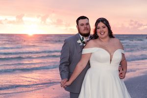 destination wedding photography in St Pete Beach, Clearwater, Tampa, Bradenton, Sarasota, Venice, FL. Destination wedding in Florida