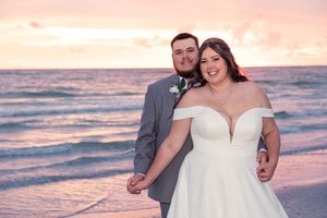 wedding photographer in Tampa, Clearwater. Naples, St Petersburg, FL