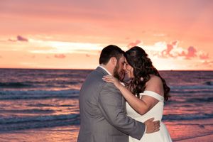 wedding photographer in Tampa, Clearwater. Naples, St Petersburg, FL
