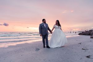 wedding photographer in Tampa, Clearwater. Naples, St Petersburg, FL