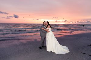 destination wedding photography in St Pete Beach, Clearwater, Tampa, Bradenton, Sarasota, Venice, FL. Destination wedding in Florida