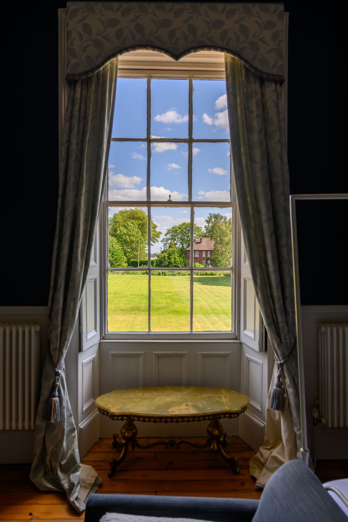 Hodroyd Hall Wedding Venue Barnsley South Yorkshire Wakefield Leeds West Yorkshire Recommended Wedding Photographer Champagne Shutter Photo