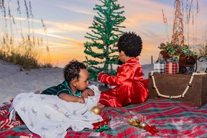 St Pete Beach-Family-kids-Holiday-sunset photo session with BE Jazy Photography-St Pete Beach Photographer