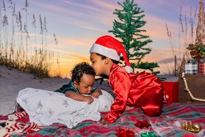 St Pete Beach-Family-kids-Holiday-sunset photo session with BE Jazy Photography-St Pete Beach Photographer