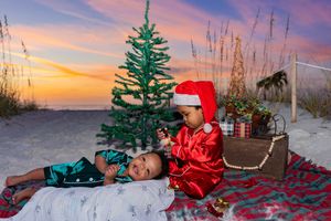 St Pete Beach-Family-kids-Holiday-sunset photo session with BE Jazy Photography-St Pete Beach Photographer