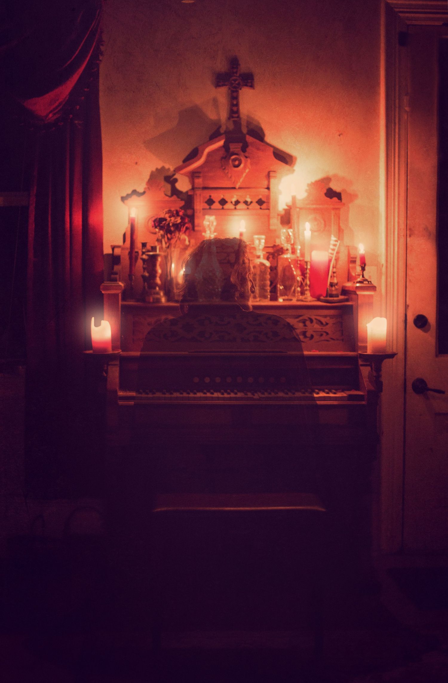 Master Mortimer's Magical Mercantile Springville, Utah ghost photography