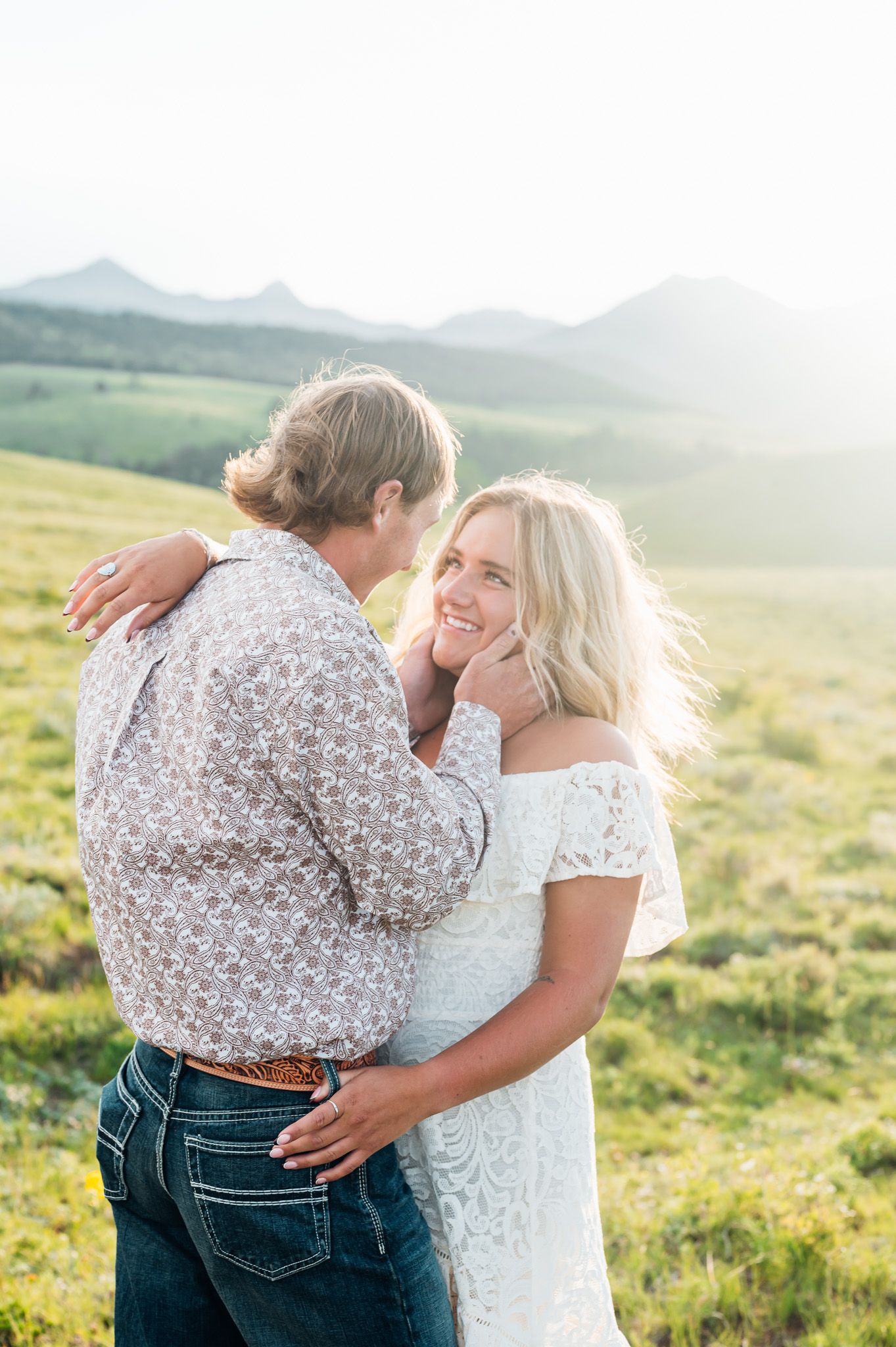 Mountain engagement photos in Colorado