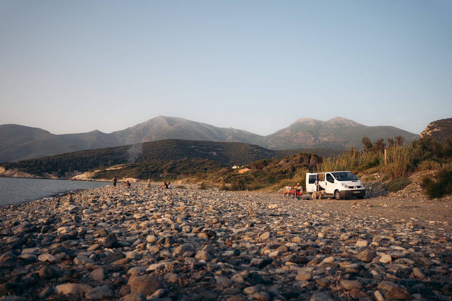 camping et van en bord de mer au cap corse proche de saint florent