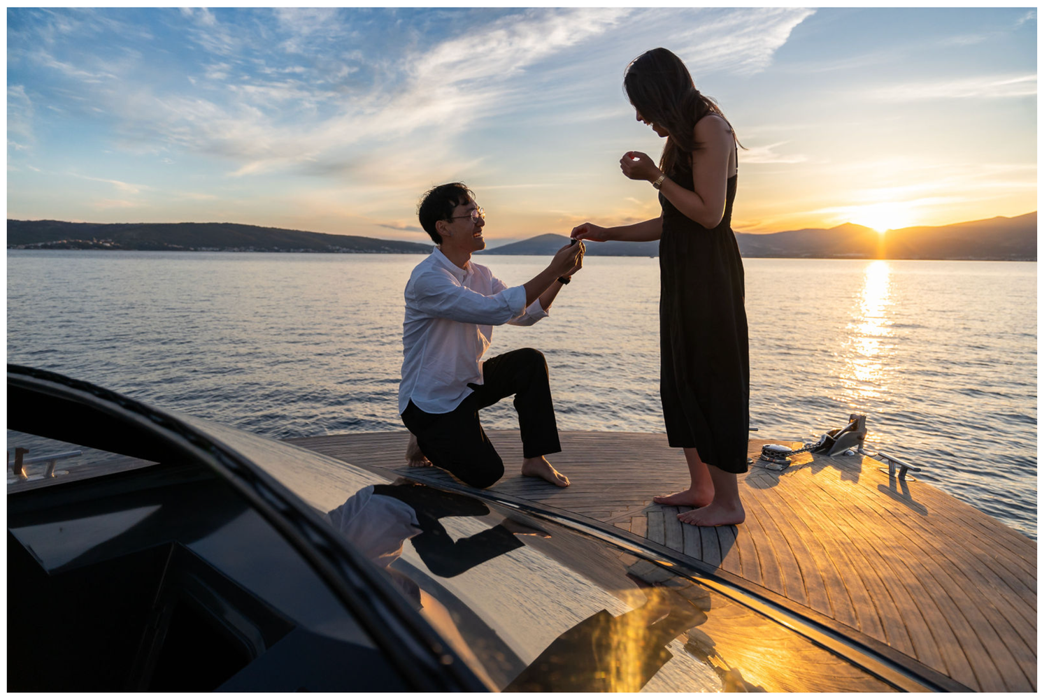 Surprise proposal in Split on a sunset boat trip