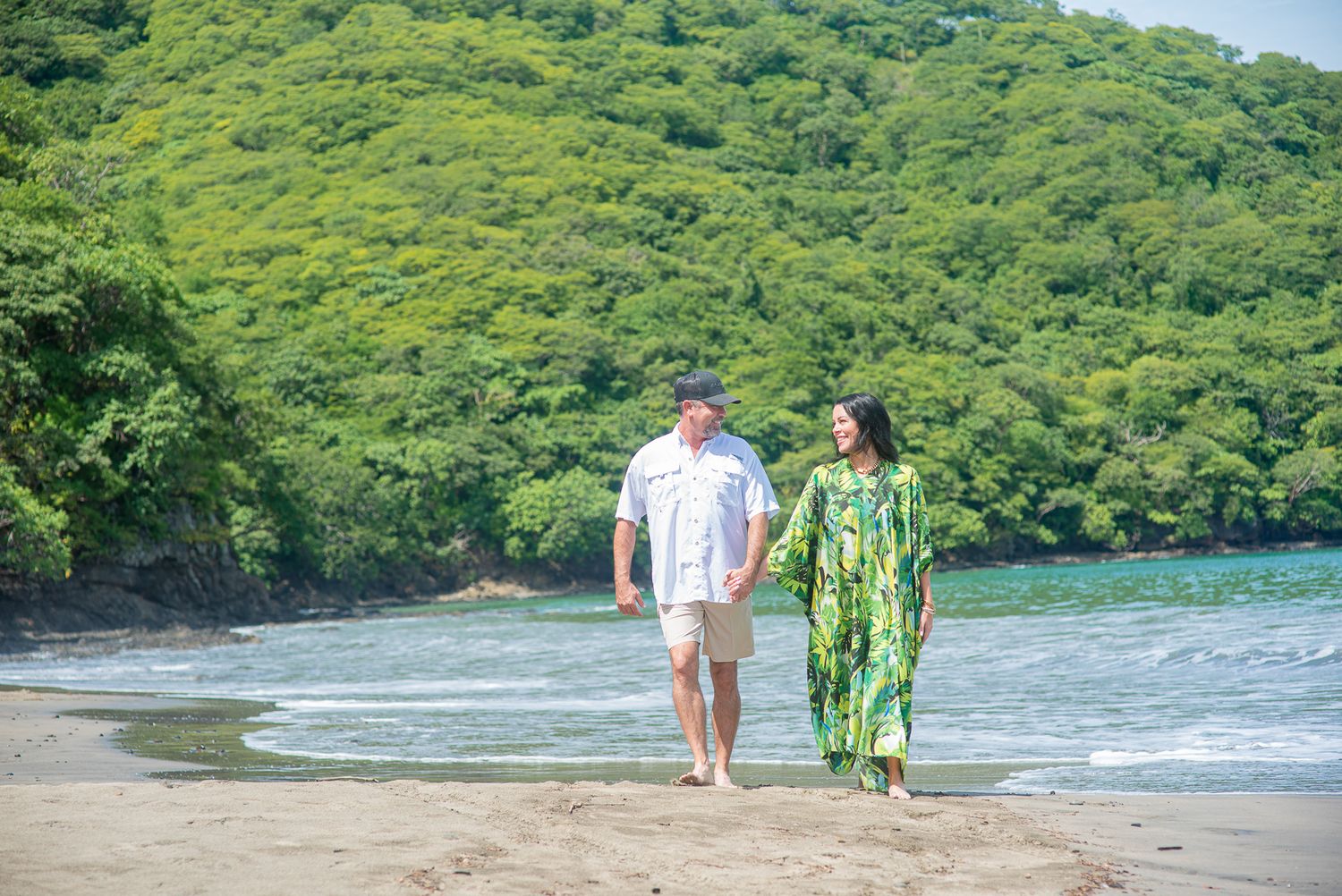 Couple session photo at Bosque del Mar, Guanacaste, Costa Rica