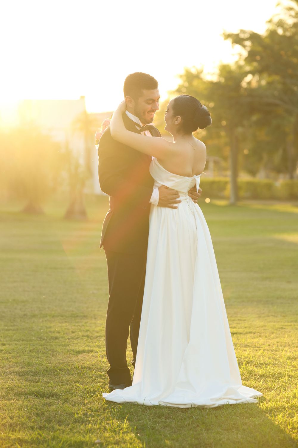 Fotógrafo de boda con estilo editorial en Culiacán,  Mazatlan, Guadalajara y Ciudad Obregon, en Sonora, Sinaloa y jalisco.