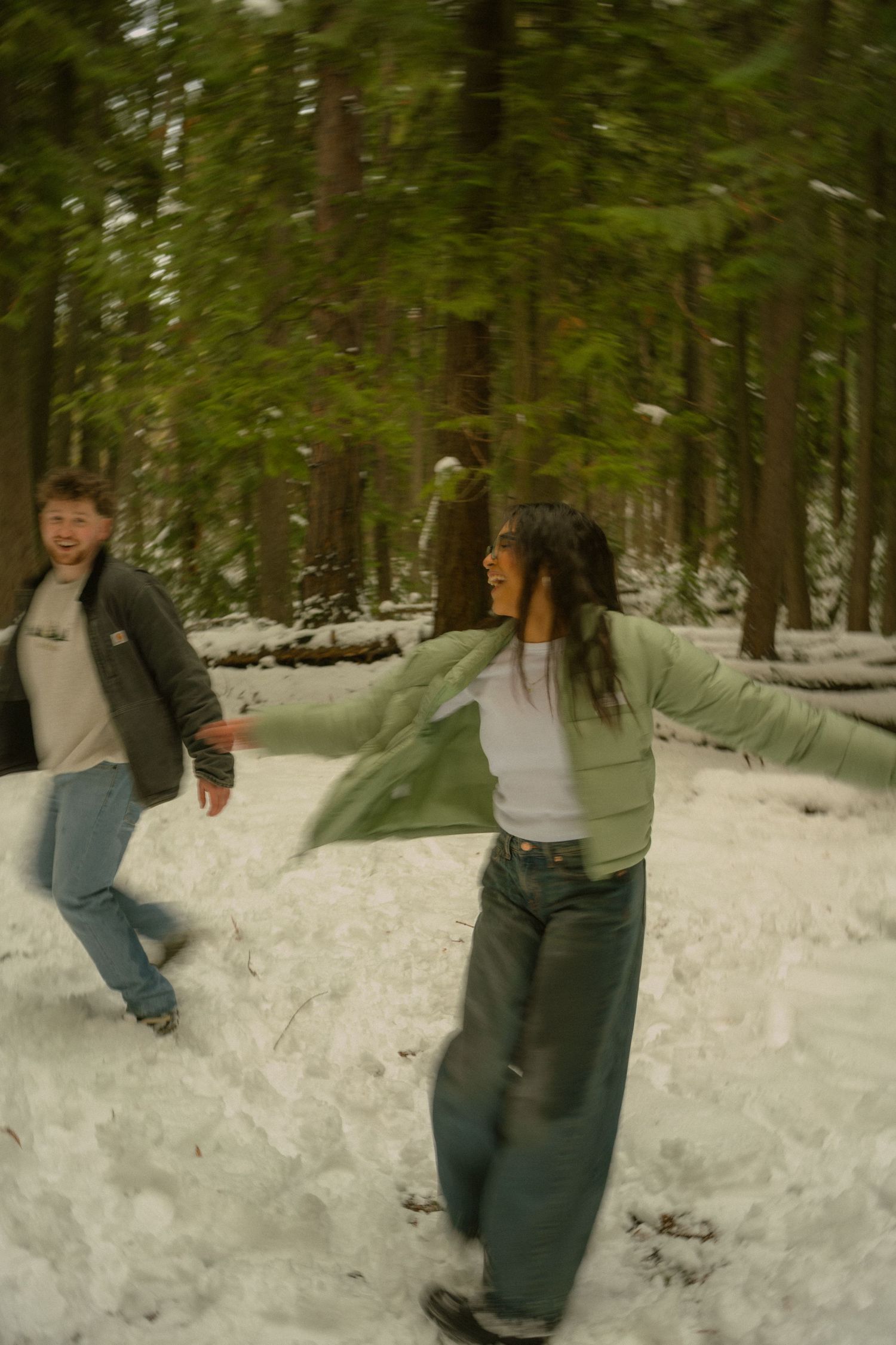 Snowy couples portrait session in Moscow, Idaho by Katelyn’s Kandids