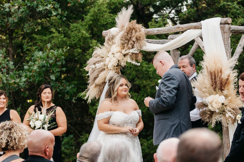 still meadows wedding and event center macomb oklahoma wedding photographer