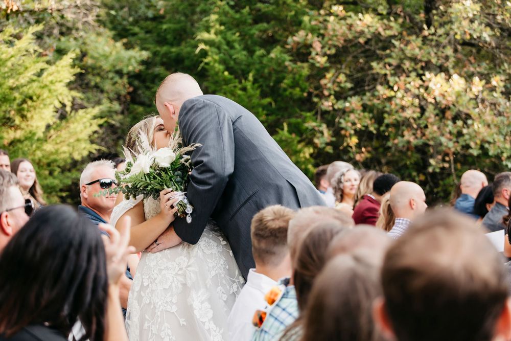 still meadows wedding and event center macomb oklahoma wedding photographer