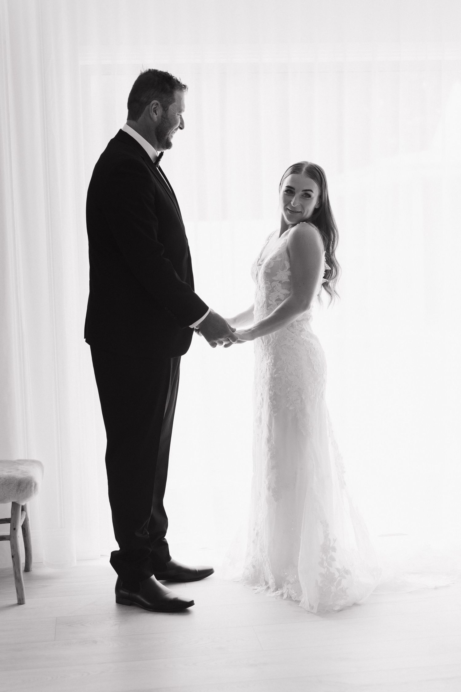 Editorial high end wedding, black tie event, Sydney wedding photographer. Blue mountains &Southern Highlands. Barn Stormhill
