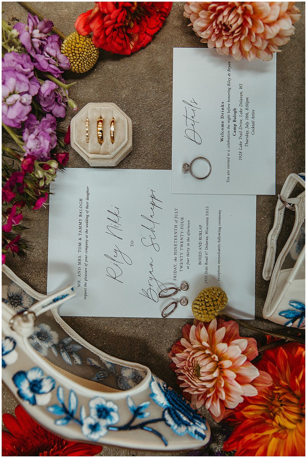 Boxed and Burlap Delavan Wedding Melissa Marie Photography Lake Geneva Wedding Photographer