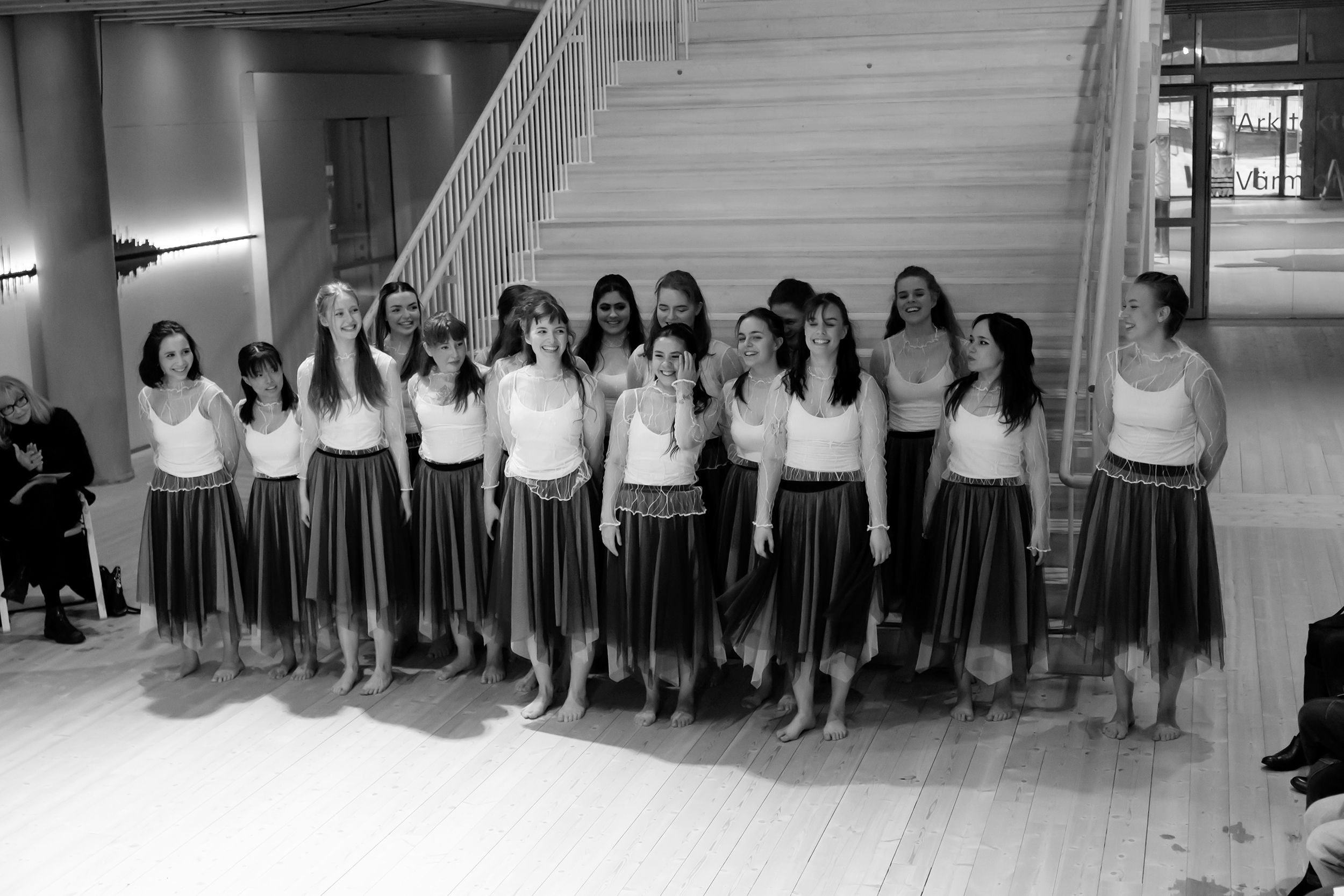 Dansföreställningen Sammankonst på Värmlands Museum. En kreativ stafett med studenter inom dans o musikproduktion på  Karlstads Universitet