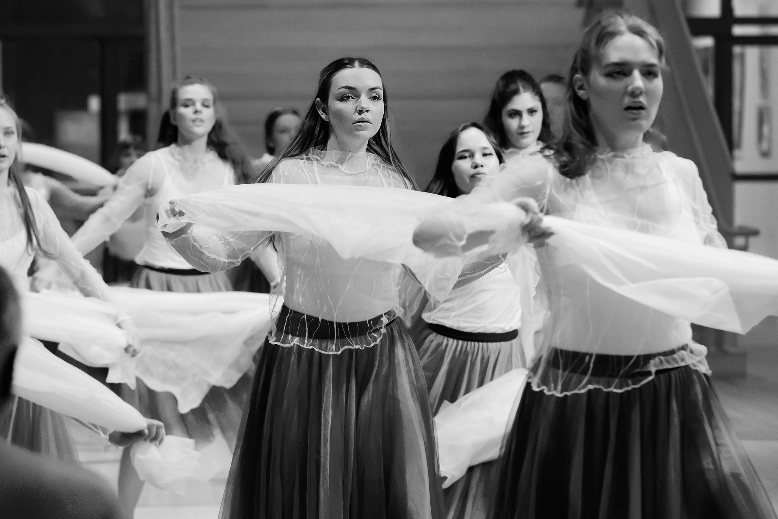 Dansföreställningen Sammankonst på Värmlands Museum. En kreativ stafett med studenter inom dans o musikproduktion på  Karlstads Universitet
