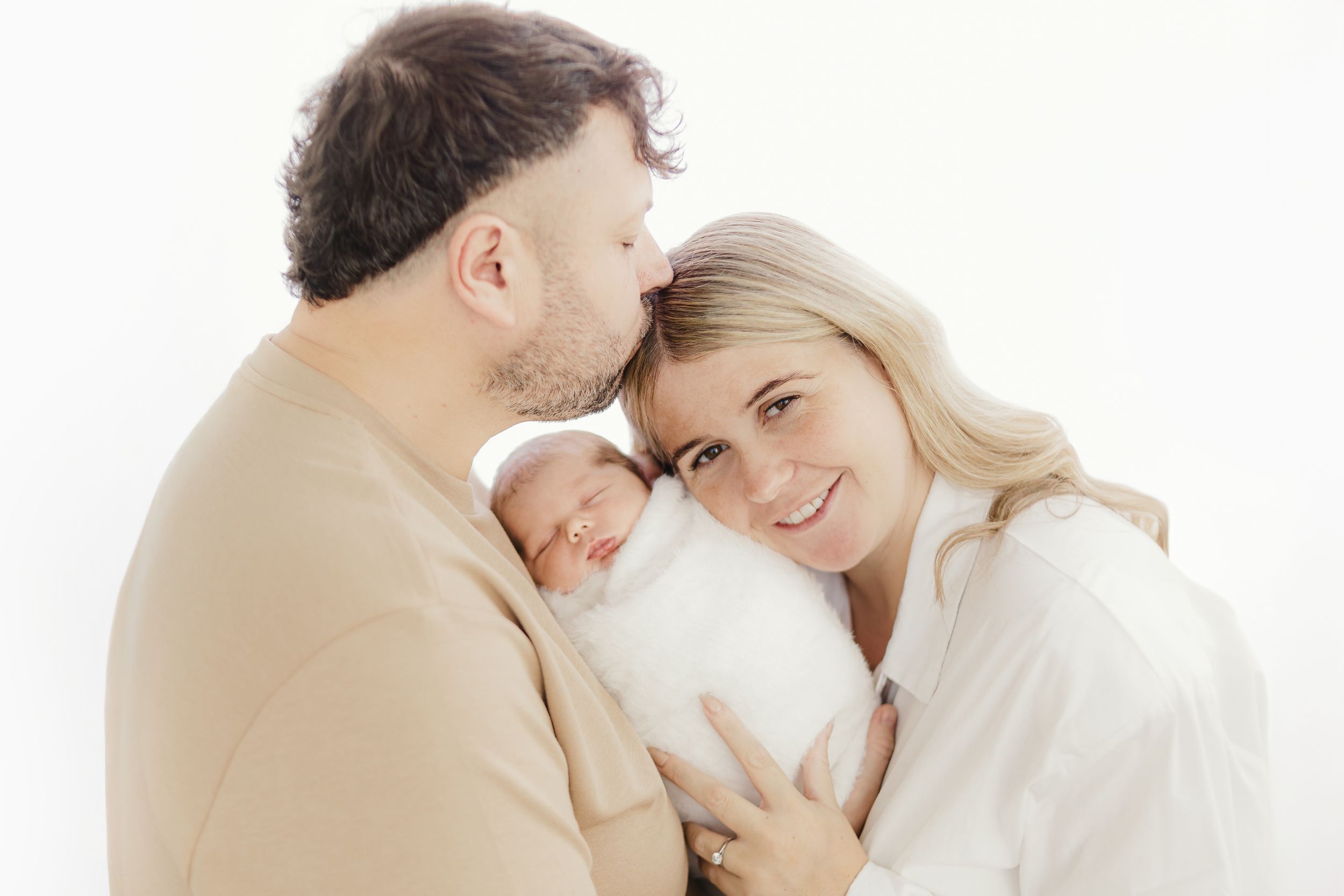 Amy Gray Photography | Newborn, Cake smash, Headshots, Couple, Children, maternity & Family Photographer in Ayr and Girvan