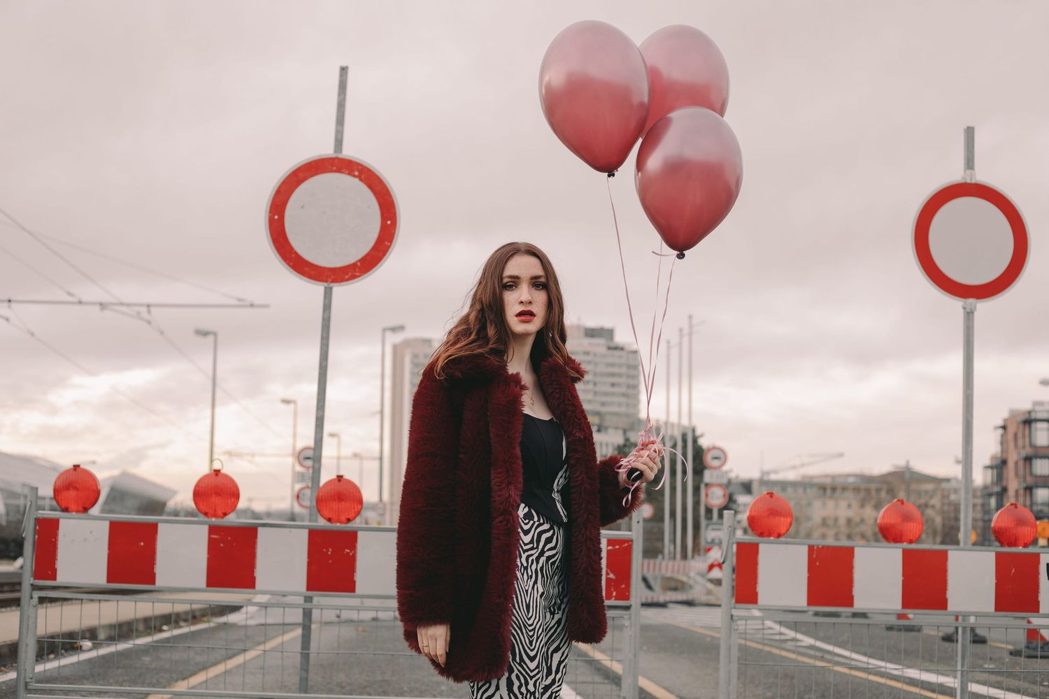 IL Photography Portraitfotografie Anastasia balloons