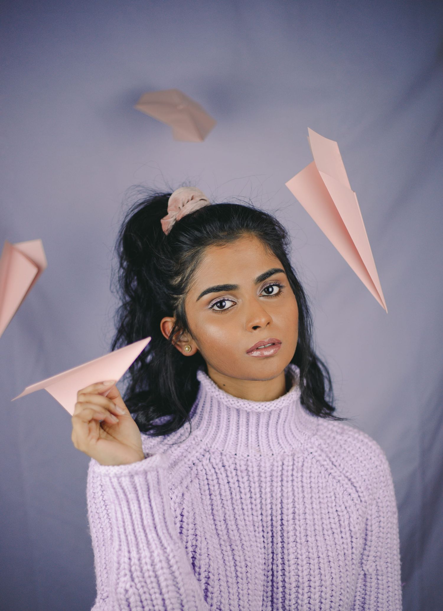 IL Photography Portraitfotografie Sharmika paper planes