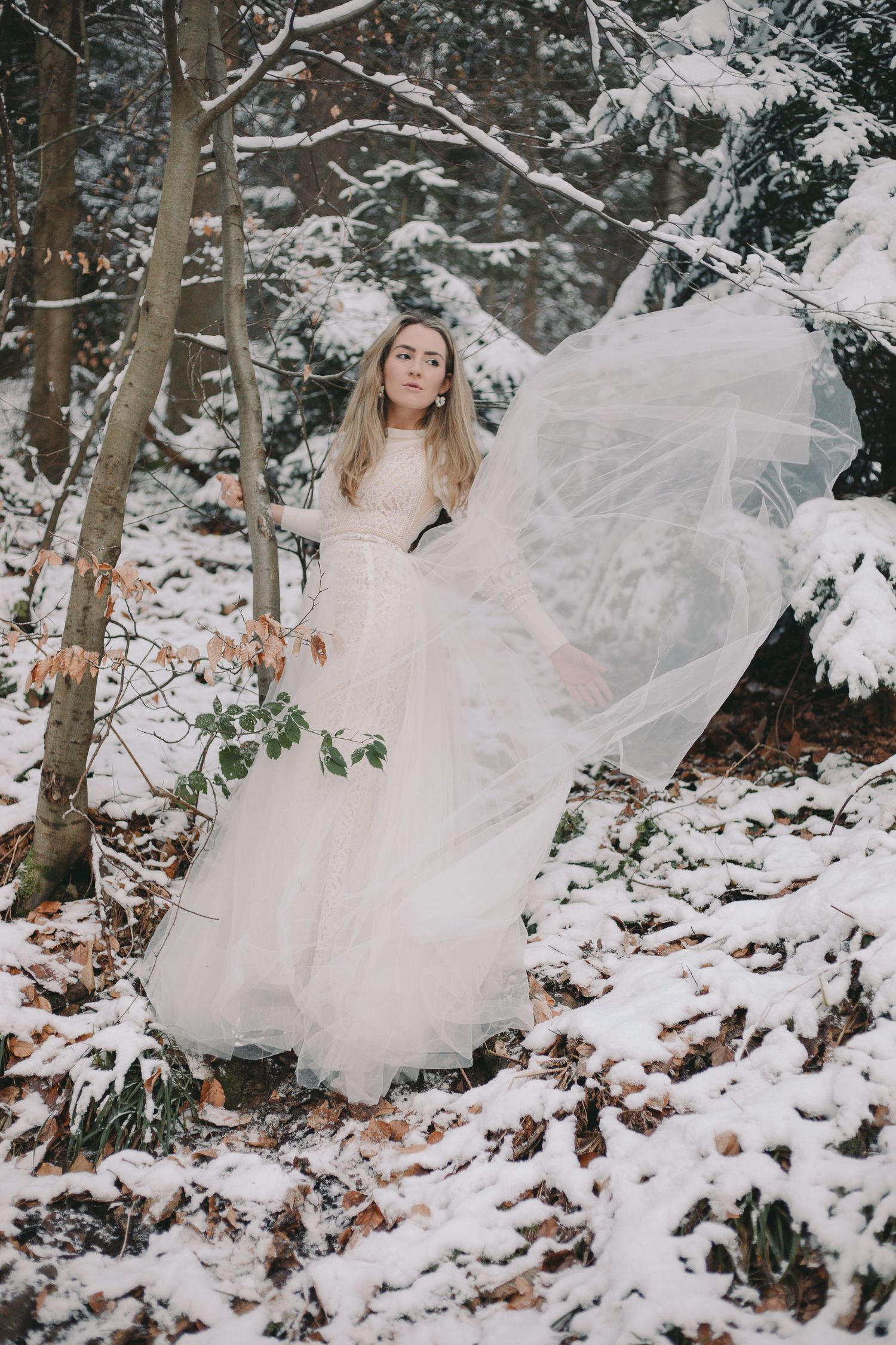 IL Photography Portraitfotografie Nadja snow dress