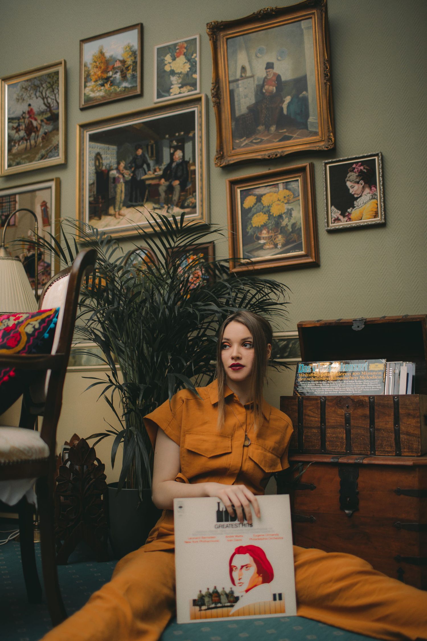 IL Photography Portraitfotografie Cara green wall