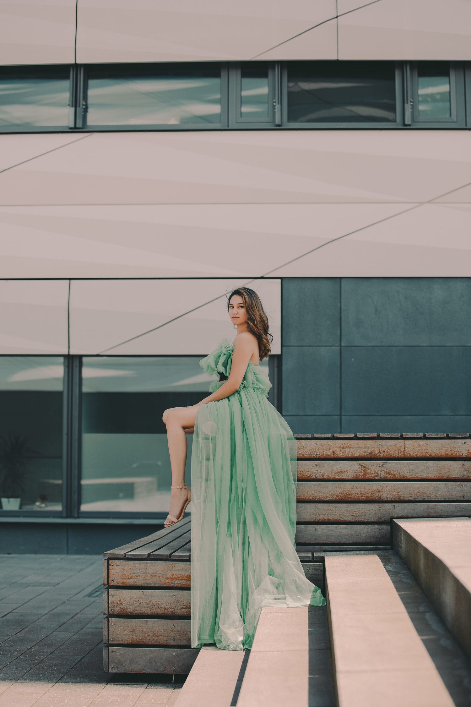 IL Photography Portraitfotografie Carlina green dress sitting