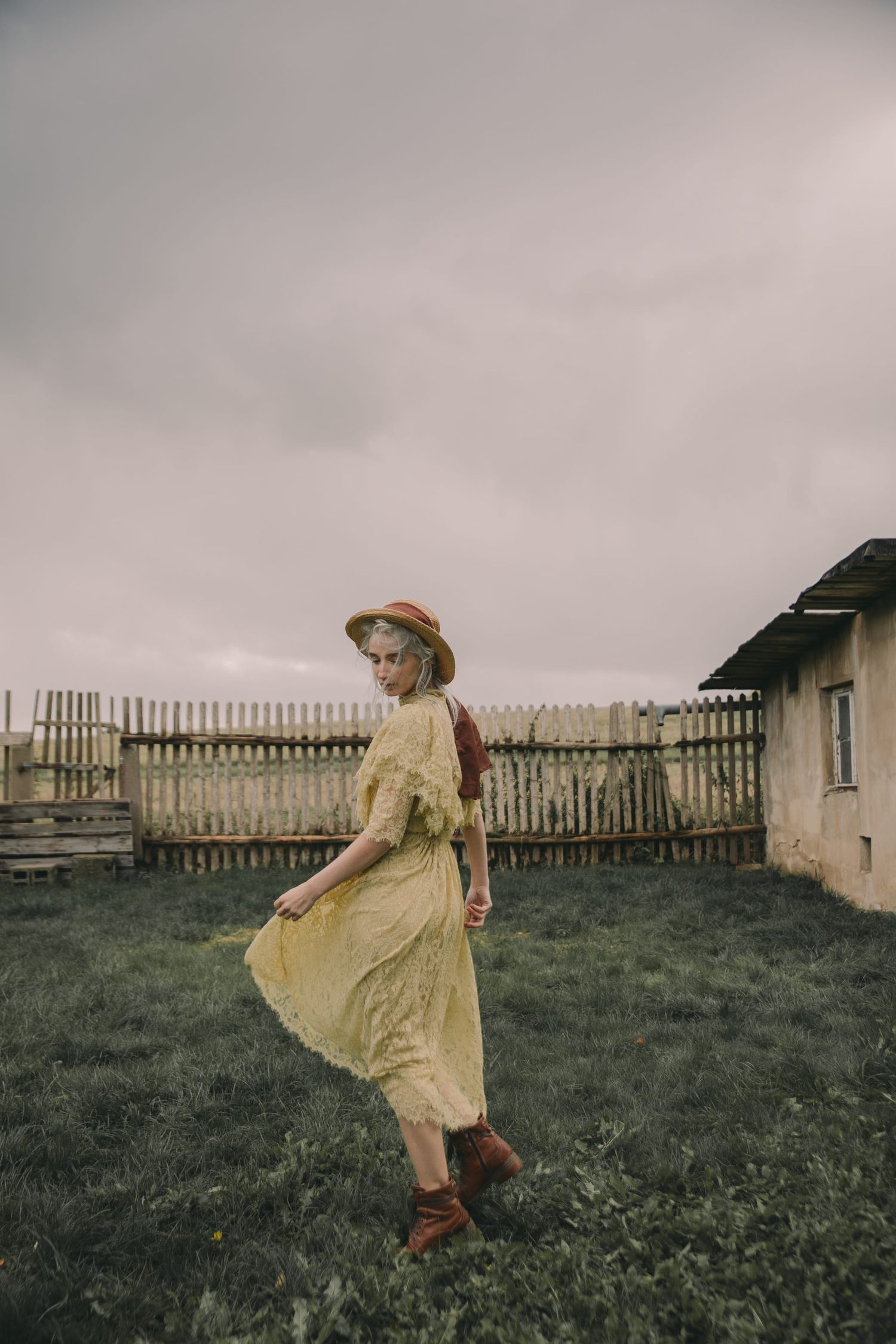 IL Photography Portraitfotografie Maria grey skies