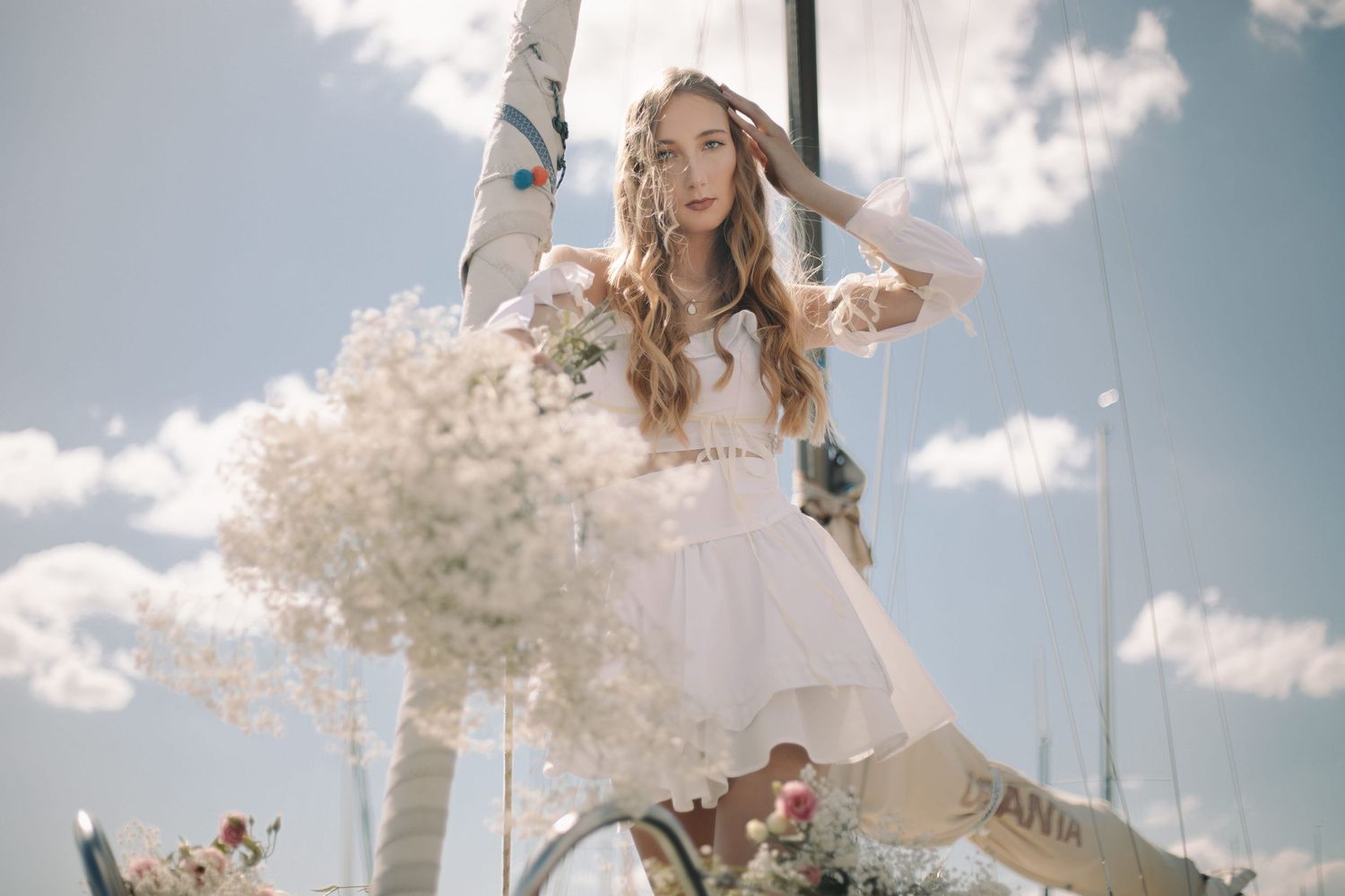 IL Photography Portraitfotografie Amy sail boat sky