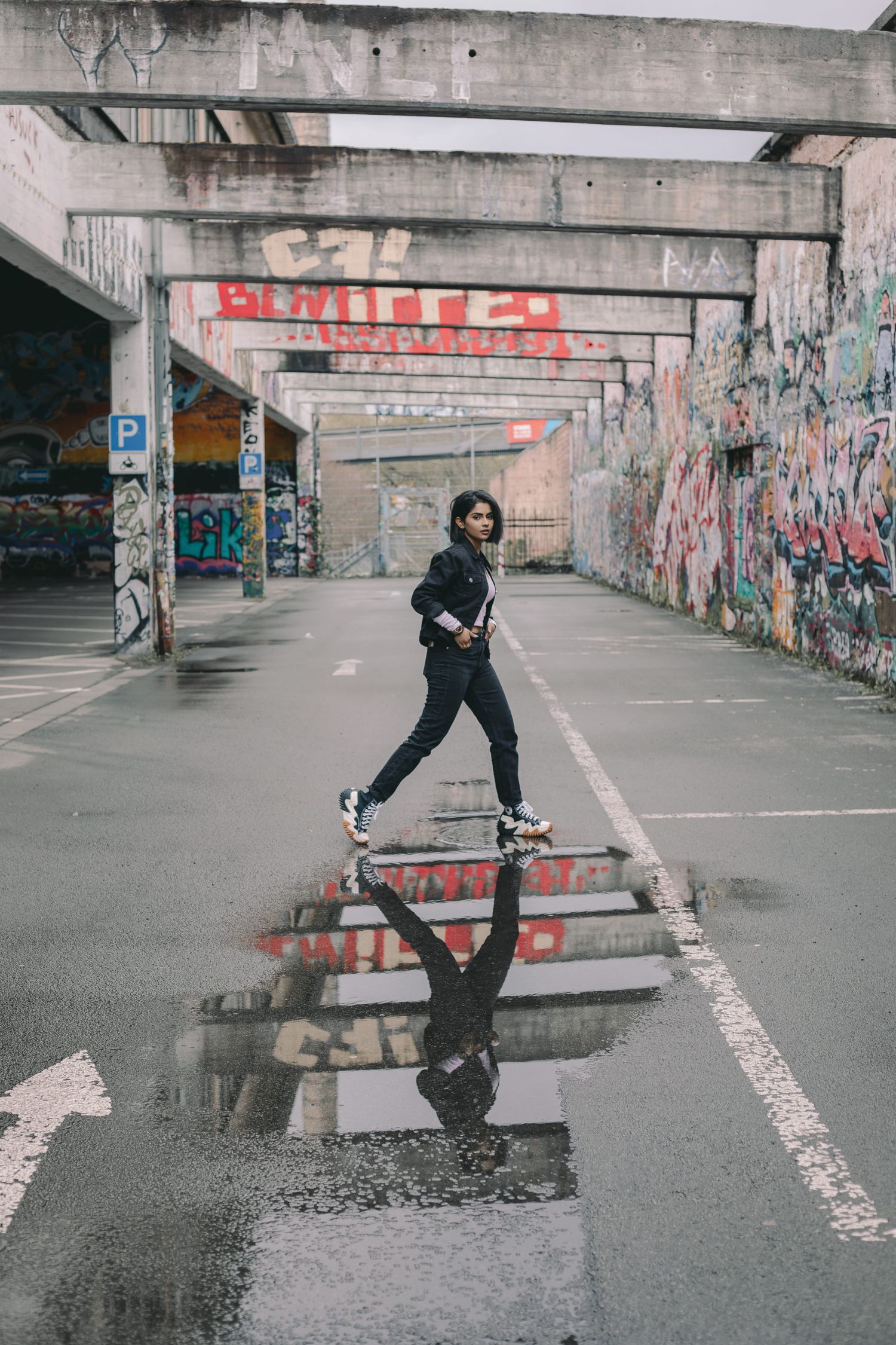 IL Photography Portraitfotografie Sharmika puddle