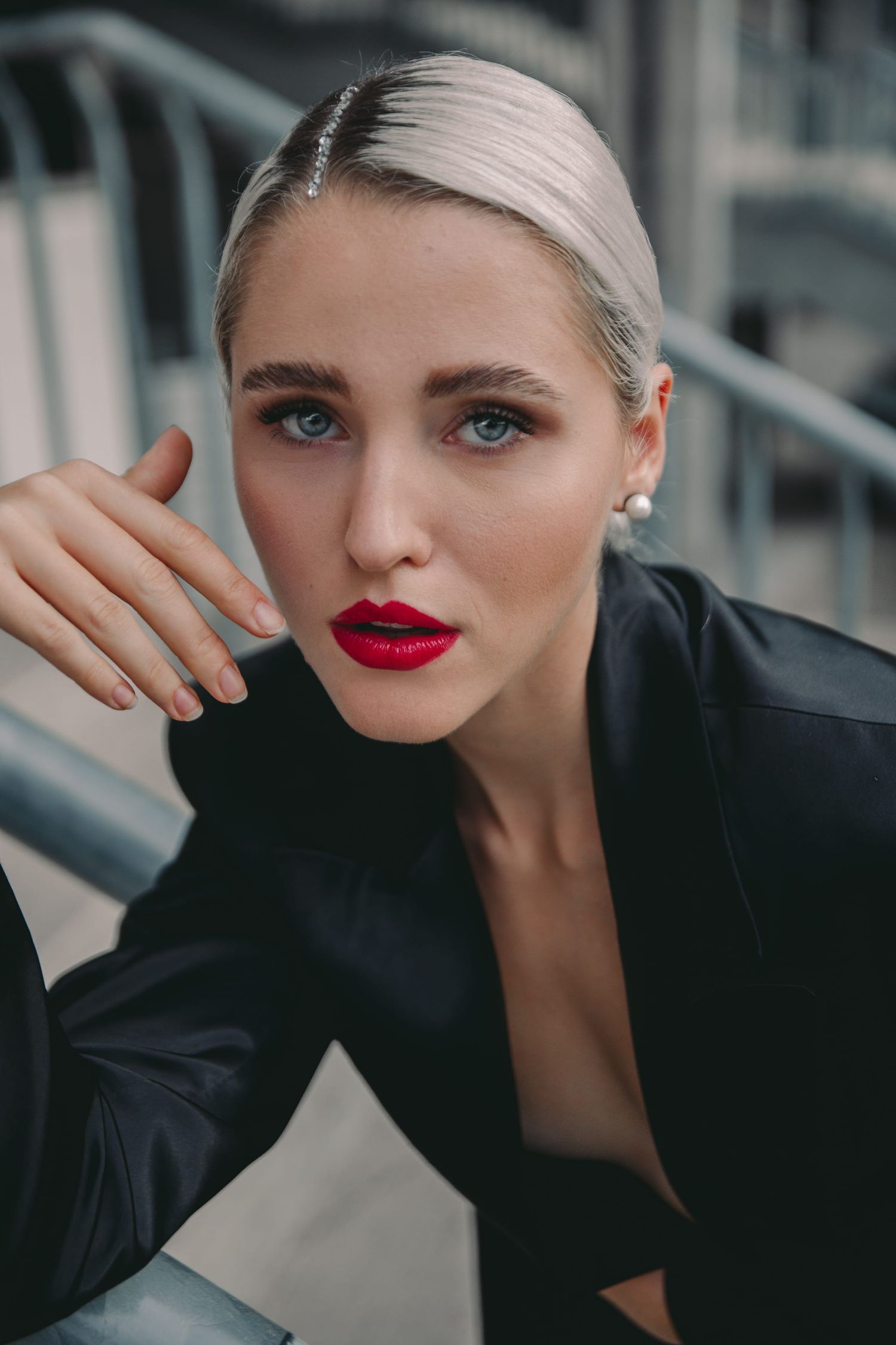IL Photography Portraitfotografie Maike black red