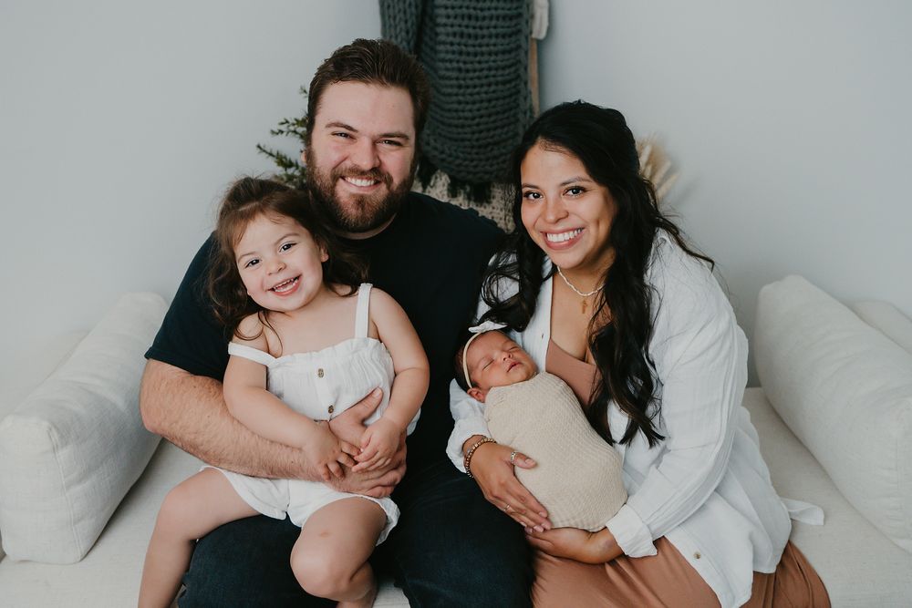 baby, newborn, lifestyle, studio, Michigan, family, sibling