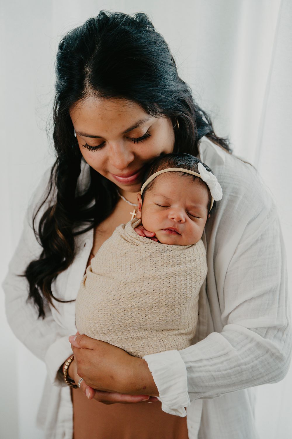 baby, newborn, lifestyle, studio, Michigan, mom with baby