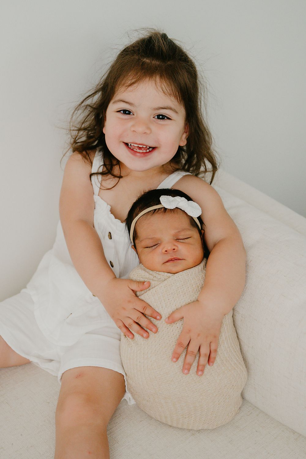 baby, newborn, lifestyle, studio, Michigan, siblings