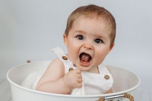 Amy Gray Photography | Children, baby, newborn, cake smash, maternity and family photographer in Ayr, South Ayrshire.