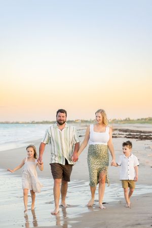Family, Couples, Engagement, Maternity, Wedding, NewBorn, Branding, Large, Senior, Lifestyle, warm, candid, Vero beach