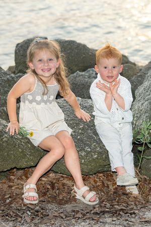 Family, Couples, Engagement, Maternity, Wedding, NewBorn, Branding, Large, Senior, Lifestyle, warm, candid, Vero beach, kids