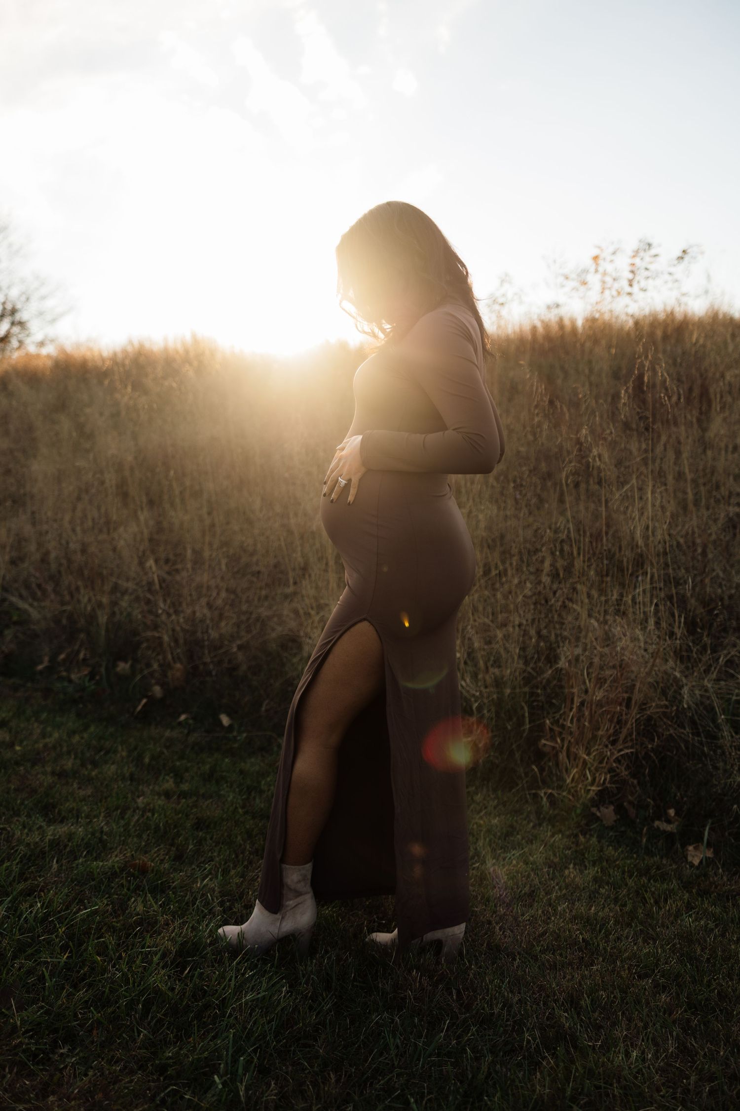 Fall moody maternity shoot