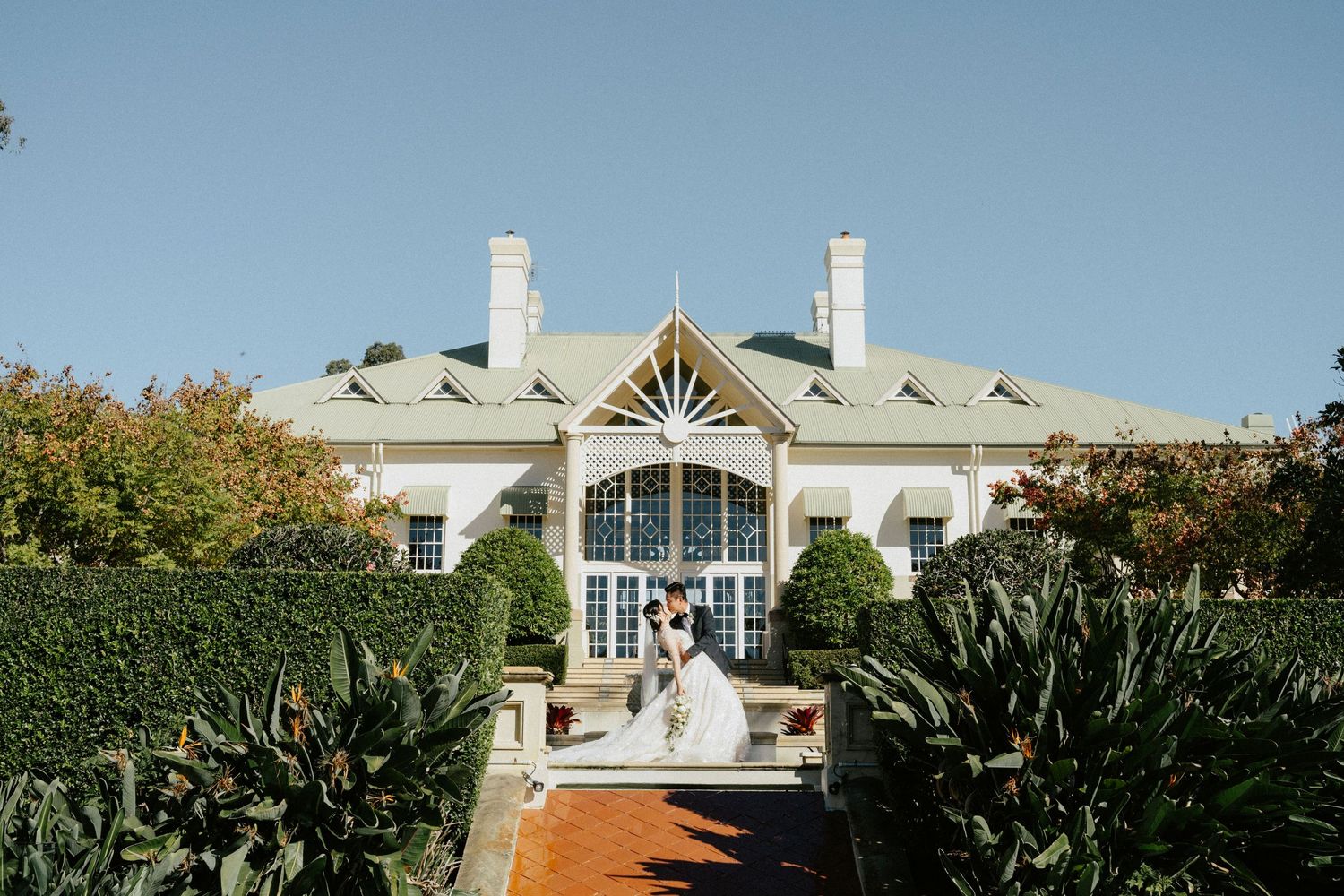 "Stunning sunset wedding at InterContinental Sanctuary Cove Resort with Gold Coast wedding photographer