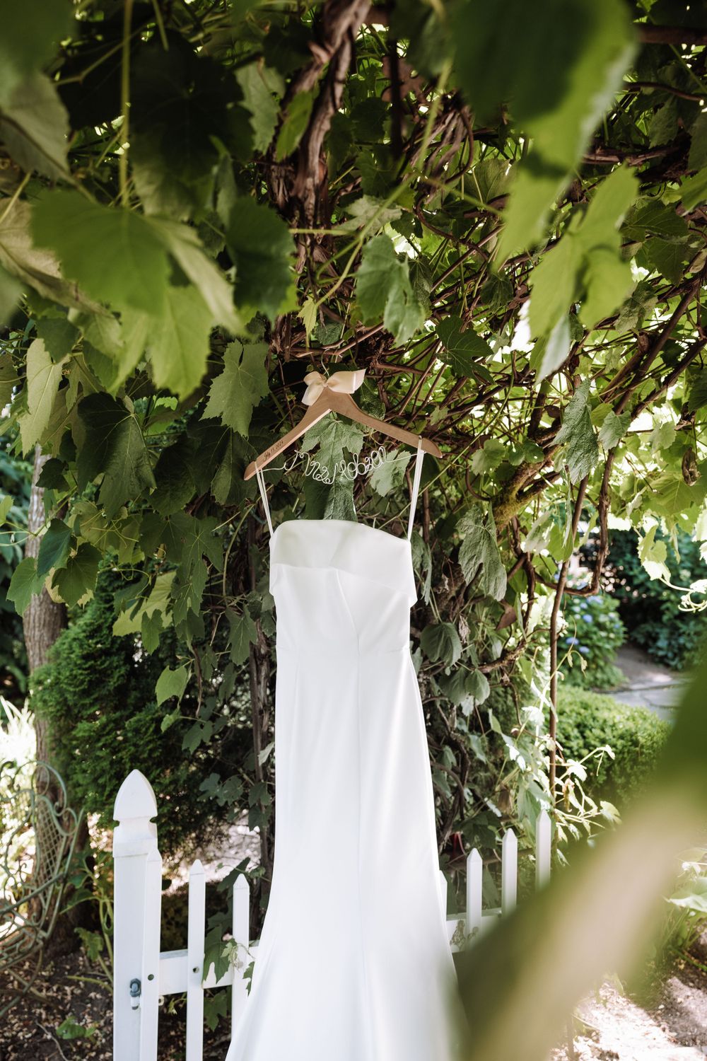 Seattle Wedding Photographer at Fox Hollow Farm