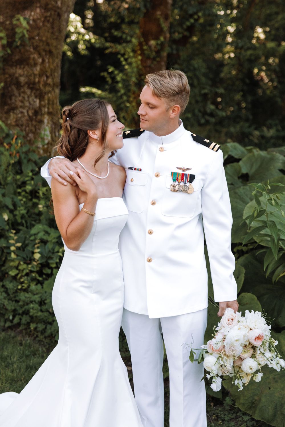 Seattle Wedding Photographer at Fox Hollow Farm